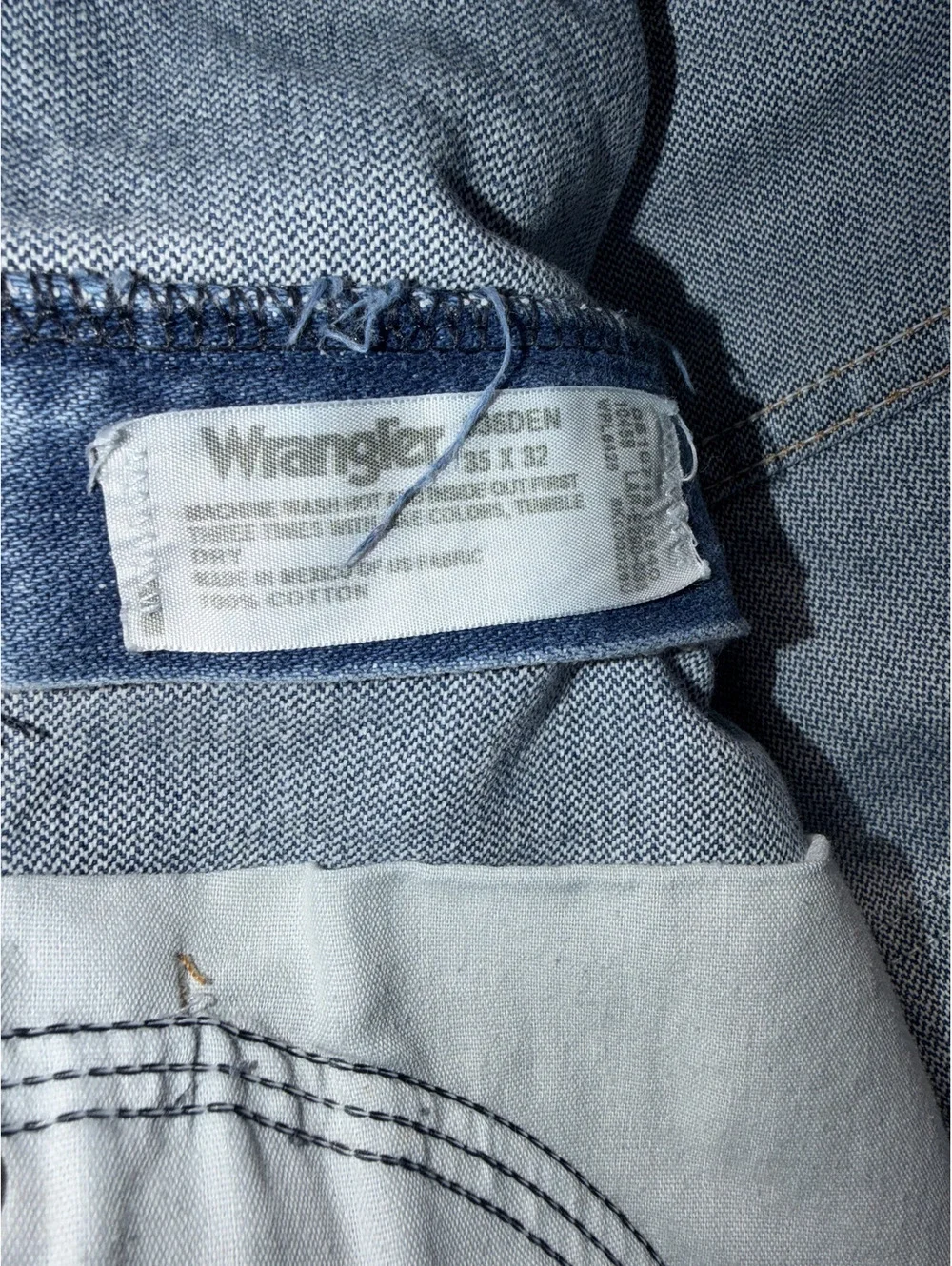 Wrangler Classic Light Blue Denim Jeans 35x32 Straight Fit
